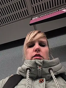 Sexybiene969 online show from November 25, 5:26 pm