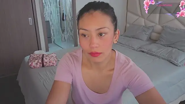 salome stockman s online show from April 18, 5:26 pm