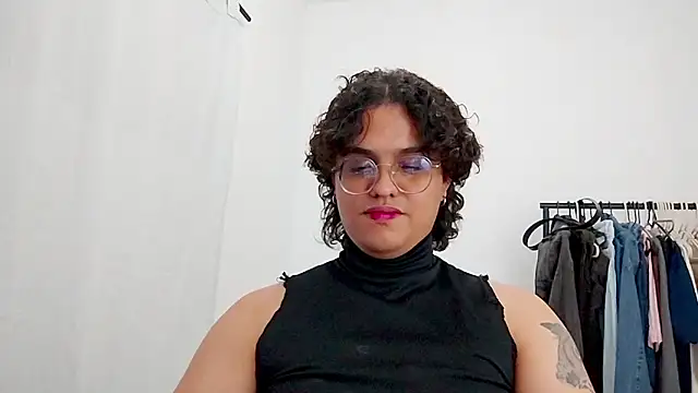 Diane blossom online show from March 6, 1:55 am