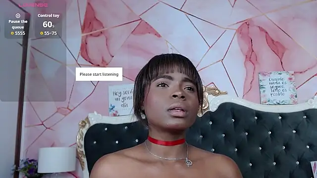 LindaBird online show from February 13, 8:32 pm