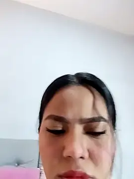 anahi evans19 online show from February 18, 1:43 pm