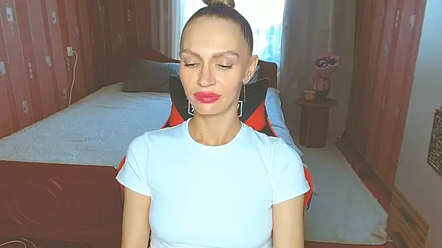 Lady Sunshine  online show from July 28, 2:13 pm