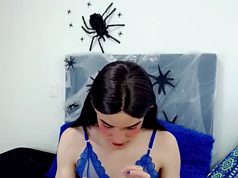 dominic 00 online show from October 17, 8:45 pm