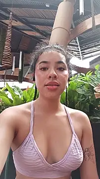 Dhalila  online show from October 20, 1:58 pm