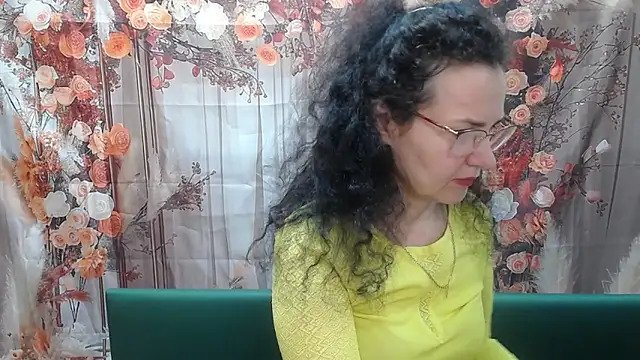 Miroslava Happi online show from May 21, 5:49 am