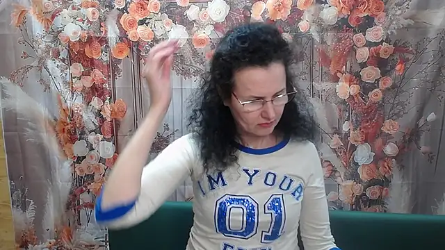 Miroslava Happi online show from May 16, 10:36 am