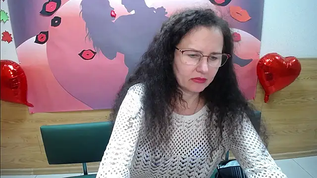 Snapshot of Miroslava_Happi chatting on October 20, 6:27 am Miroslava Happi online show from October 20, 6:27 am