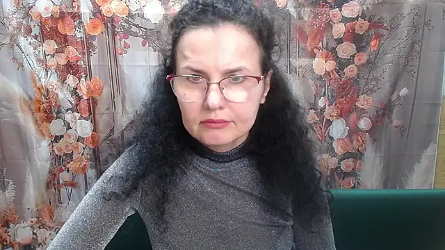 Miroslava Happi online show from May 15, 6:05 am
