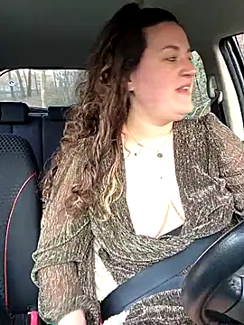 justtess online show from December 19, 1:47 pm