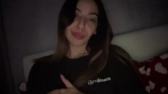 sarrah rossy online show from January 15, 12:05 am