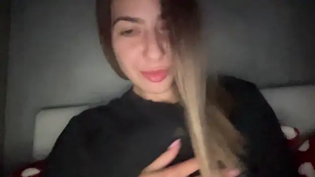 sarrah rossy online show from November 12, 11:14 pm