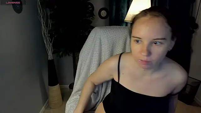 Lika 0ne online show from June 17, 11:55 am