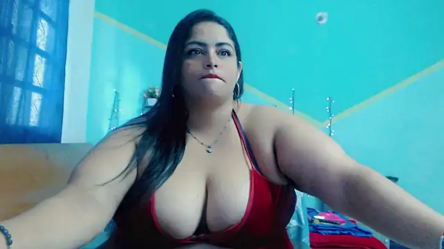 NickyRibeiro online show from December 18, 1:49 pm