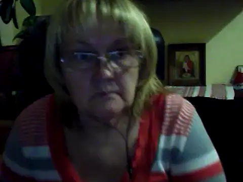 Violet5364 online show from November 1, 3:38 pm