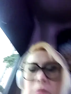 CandieGilson   online show from February 16, 11:43 am