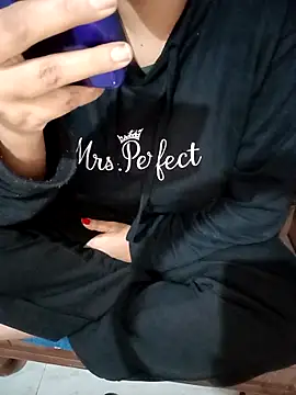 Mannat-222 online show from December 1, 5:37 pm