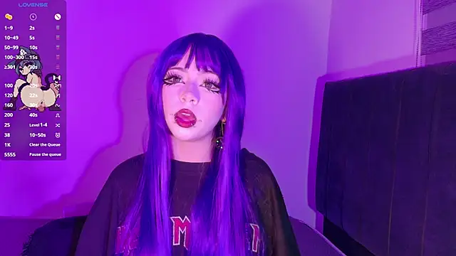 purplelilith3 online show from July 4, 7:48 am