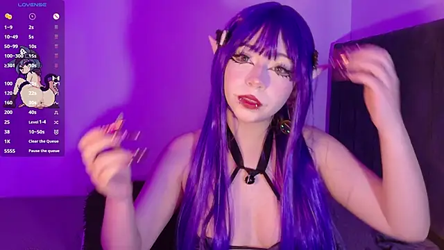purplelilith3 online show from July 14, 4:22 pm