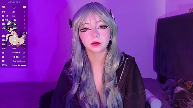 purplelilith3 online show from July 13, 2:51 pm