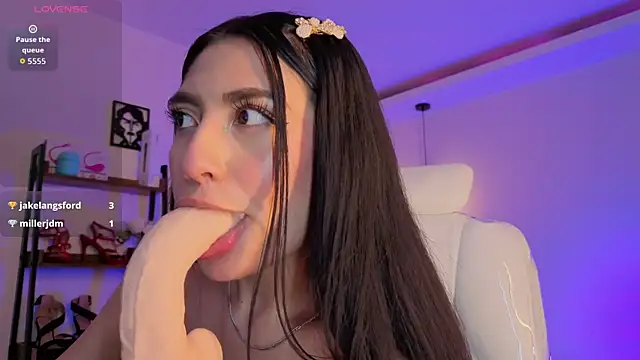 Miller Vanessa  online show from February 25, 9:13 pm