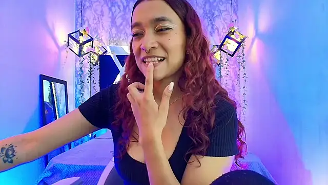 charlotte bluee online show from May 27, 6:49 pm
