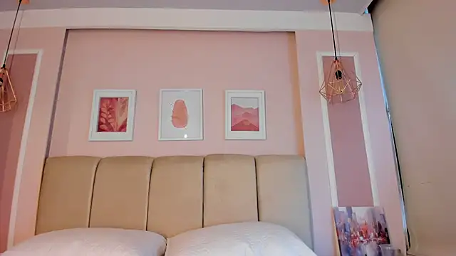 Annie rhoades online show from April 11, 1:26 pm