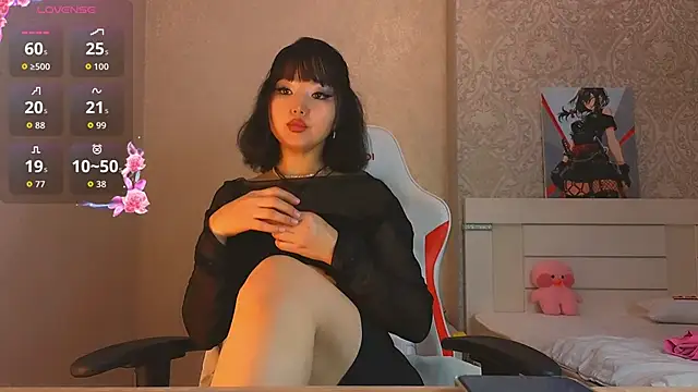 Demonic Angel  online show from December 16, 10:43 am