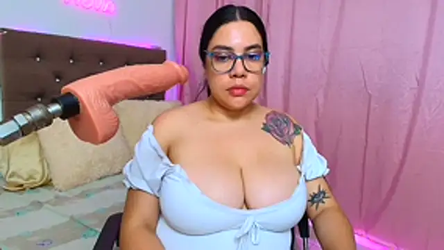 titqueenx online show from July 18, 2:59 am