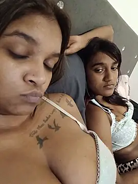 indianpink lips online show from August 9, 5:49 pm