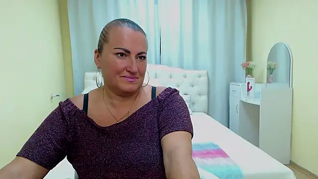 DianaMGG online show from July 27, 5:48 am
