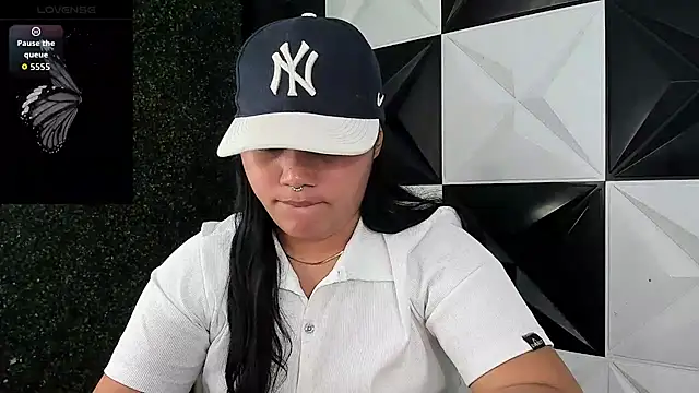 melany rouse18 online show from March 8, 2:48 am