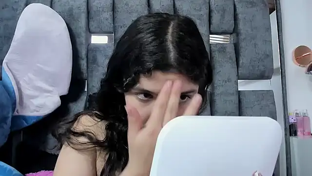 ARTEMISAKIM online show from September 16, 3:25 am