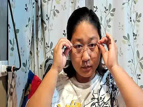 hotchubby88 online show from November 29, 12:03 am