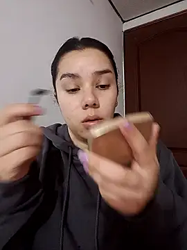 EmmaSulivan online show from January 13, 11:14 am