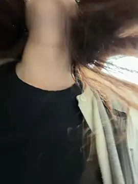 sexymelli18 online show from June 12, 2:47 pm