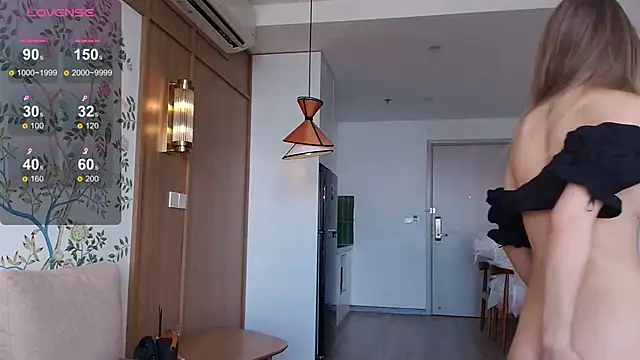 minamoons online show from October 12, 2:47 am