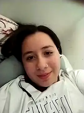 Snapshot of sweetie__annieee chatting on September 11, 5:08 am sweetie  annieee online show from September 11, 5:08 am