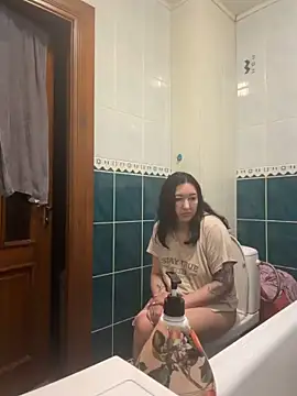 Naughtbaby 2025 online show from June 10, 1:49 am