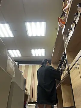 AlishaOfThorns online show from December 18, 11:04 am