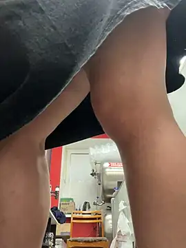 AlishaOfThorns online show from November 6, 11:49 am