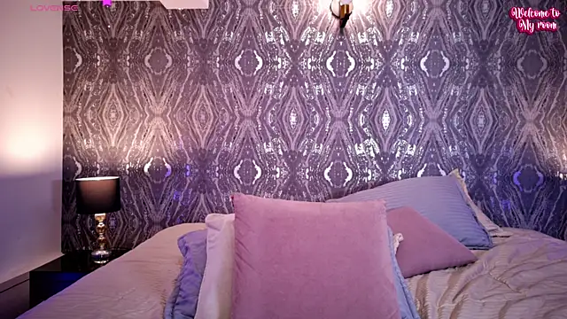 AbellaFox  online show from June 11, 2:53 am