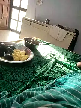 indian couple4 online show from May 17, 1:49 am