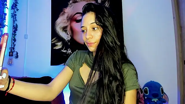 TANIA 06 online show from October 4, 1:50 pm