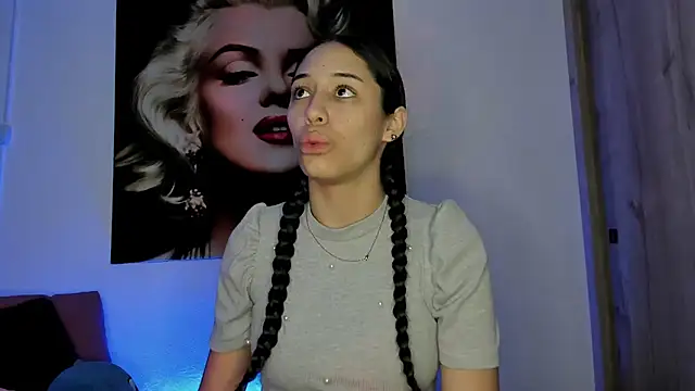 TANIA 06 online show from October 25, 1:19 pm