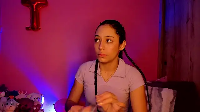 TANIA 06 online show from February 14, 1:24 pm