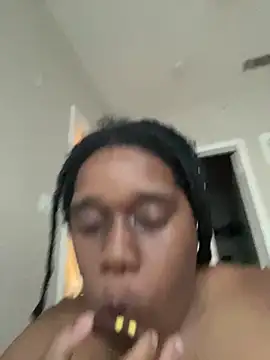 Deshay30 online show from October 6, 11:20 pm