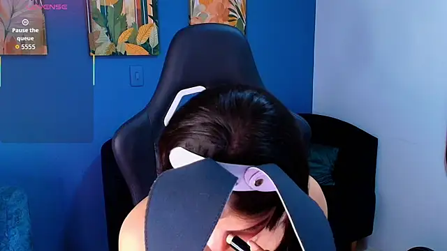 Zamira Taylor online show from October 21, 1:53 am