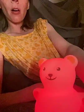 Snapshot of Hildas chatting on October 22, 11:32 pm Hildas online show from October 22, 11:32 pm