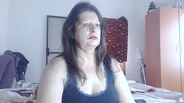 ExtasyMature online show from April 20, 5:10 am