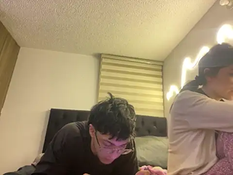 DesireLuxe online show from March 19, 9:35 am